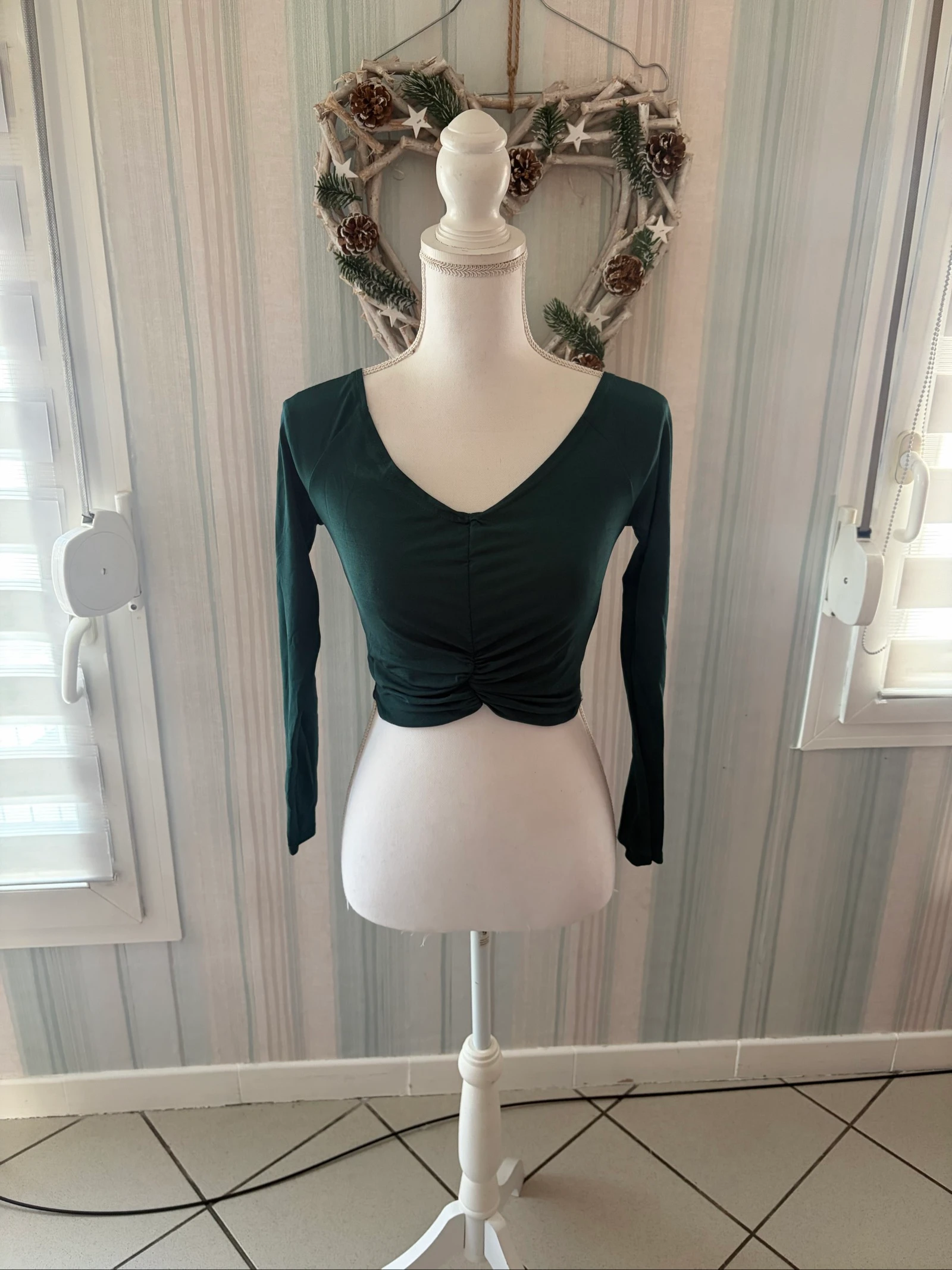 Crop top froncé vert canard PrettyLittleThing Taille 40